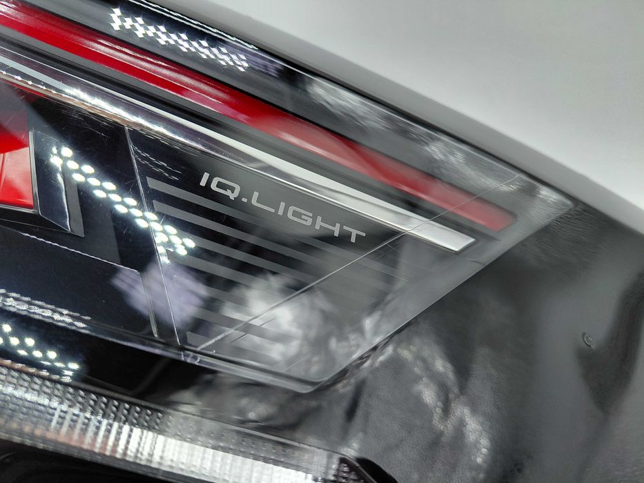 3J0945208 Нов Десен Стоп IQ Light VW Passat B9