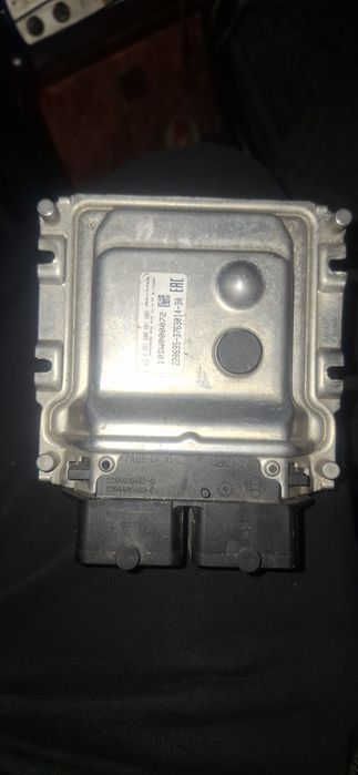 Продам компьютер Bosch  уаз газель