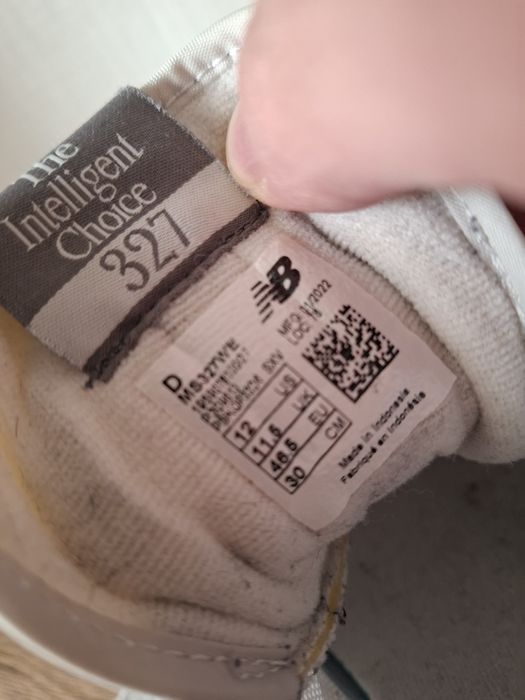 New Balance 327 маратонки 46 номер.