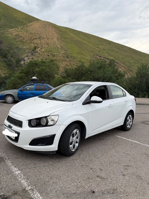 Продается машина Chevrolet Aveo