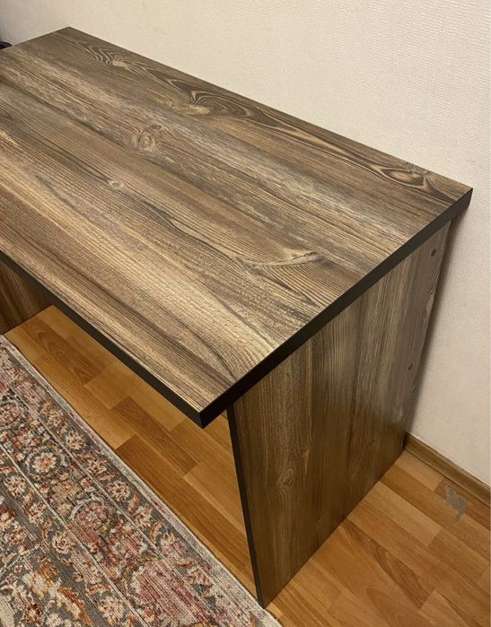 Продаю столы новые 3 штуки по 44000