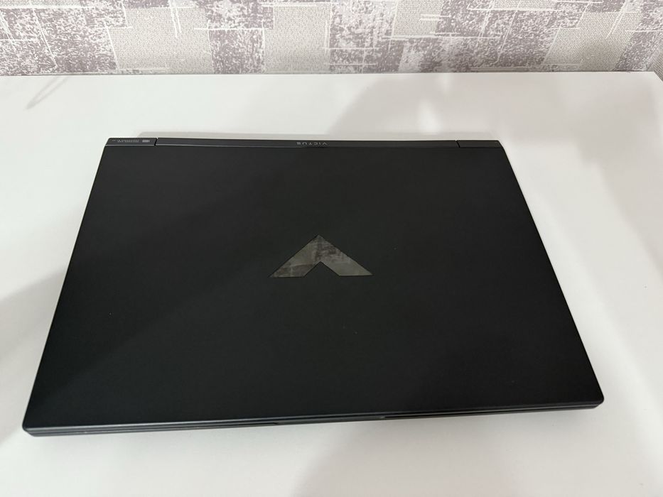 Ноутбук на ртх4060 8 гб