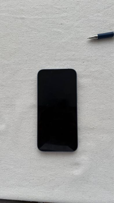 Iphone 14 голубой