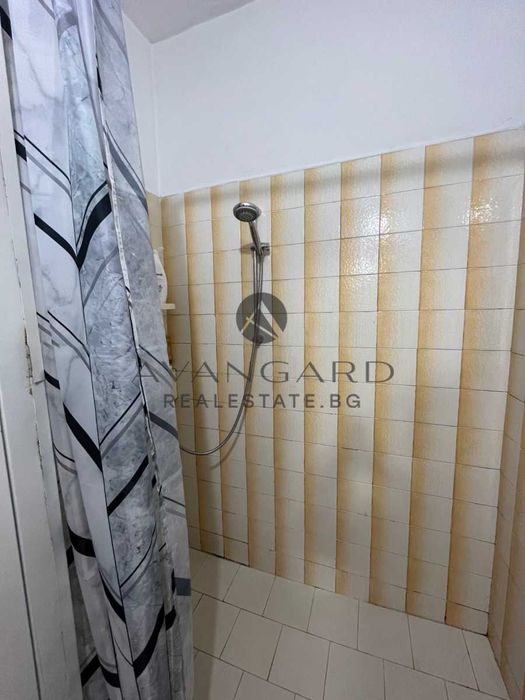 Продава се Тристаен апартамент в Пловдив, Кършияка - 96 кв.м за 1471 €/кв.м - Снимка #5