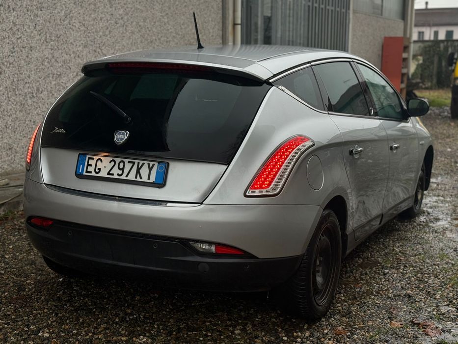 Vand Lancia Delta ,An2011,Acte la zi
