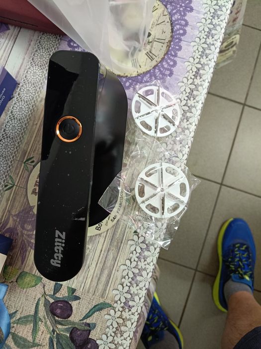 Aparat de scame electric cu acumulator Ziitty nou