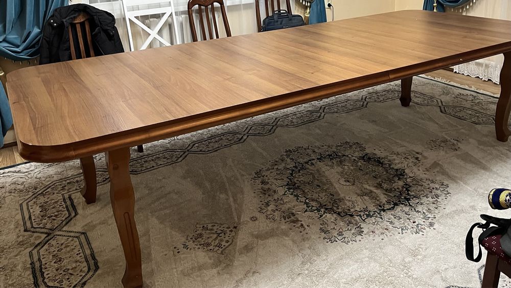 Продам Стол деревянный