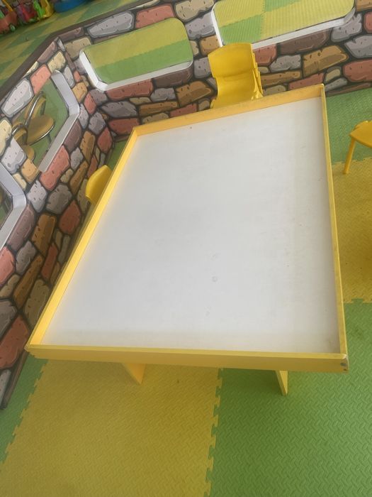 Детские столы со стульчиками