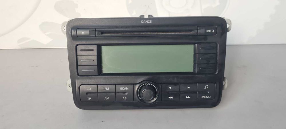 Музика радио Skoda Fabia 2008г.