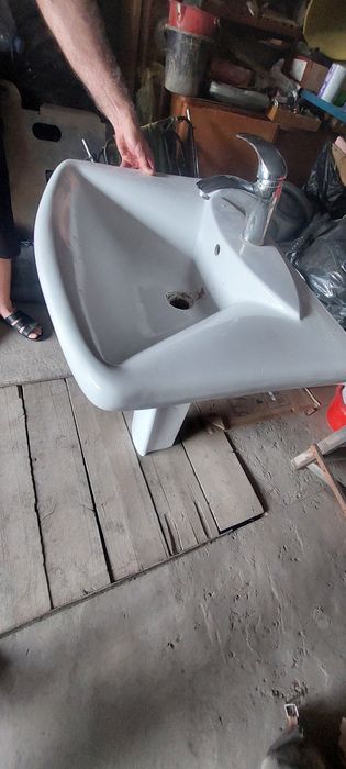 Раковина  б/у в хорошем состоянии
