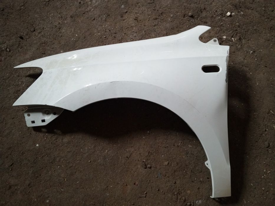 Крыло передние Фольксваген поло