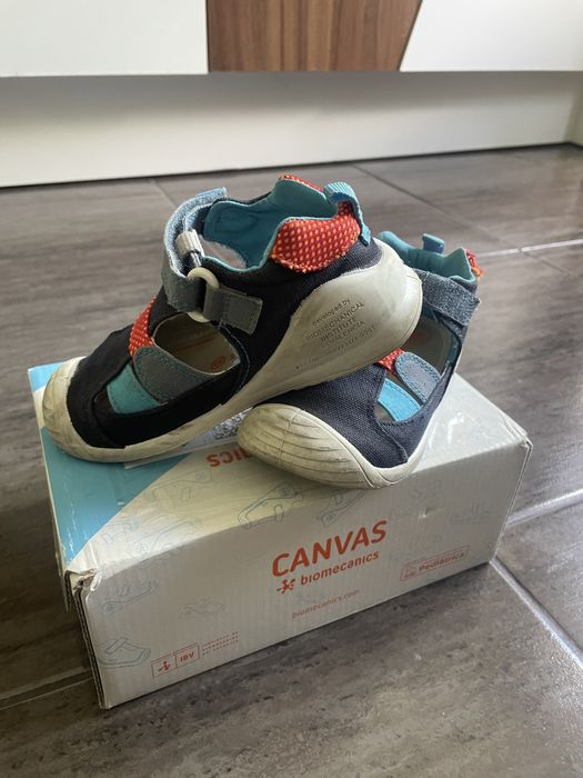 Sandale Biomecanics 22