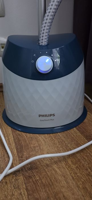 Aparat de călcat vertical cu abur Philips EasyTouch Plus