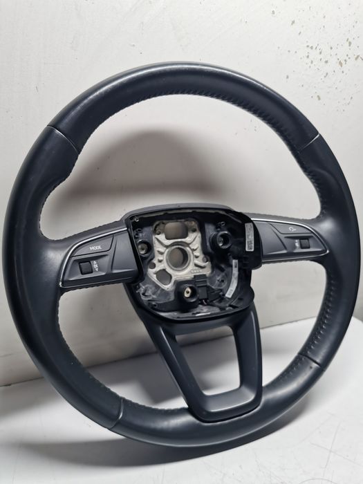 Volan sport Audi A4 B9 A5 Q5 îmbracat în piele cu comenzi
