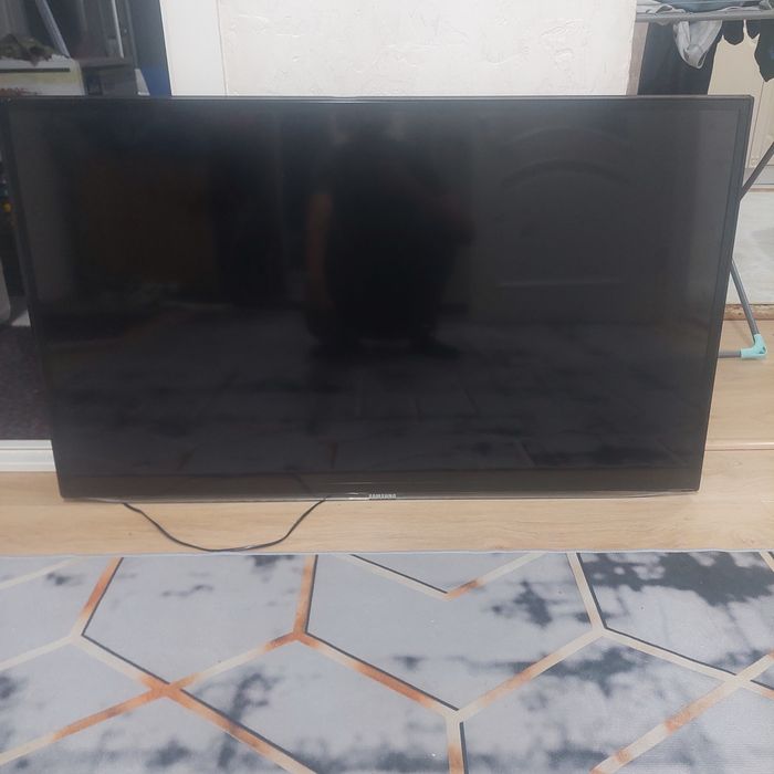 телевизор Samsung
