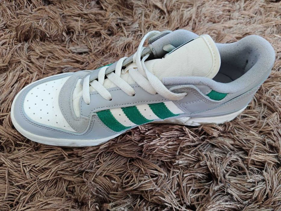 Кроссовки - Adidas Originals