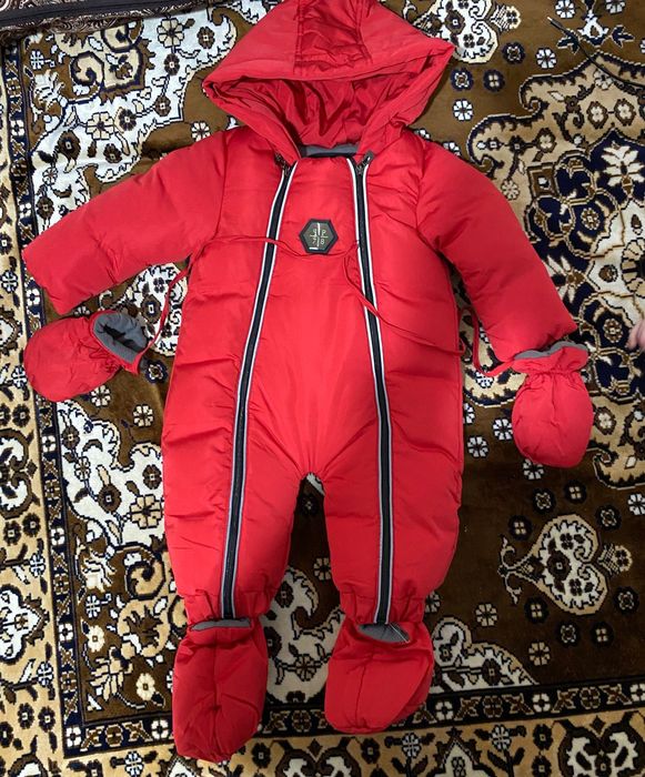 Продам детский комбинезон