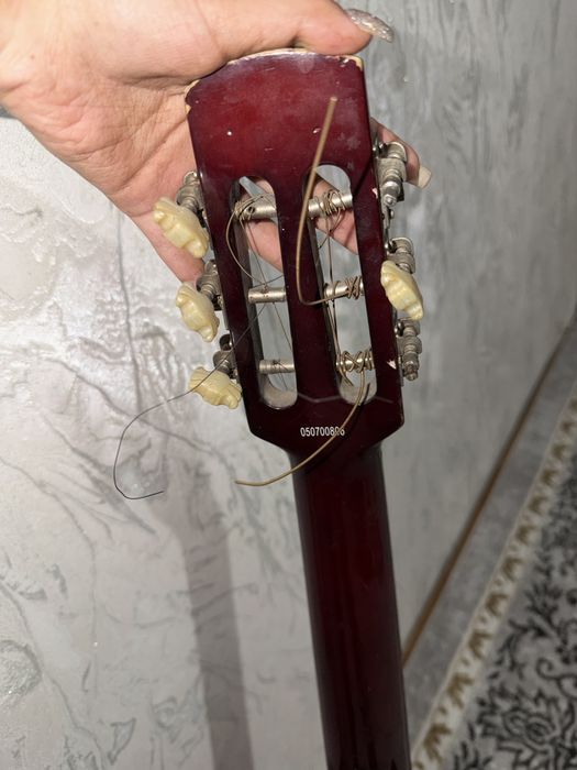 Продам гитару Starsun , б/у