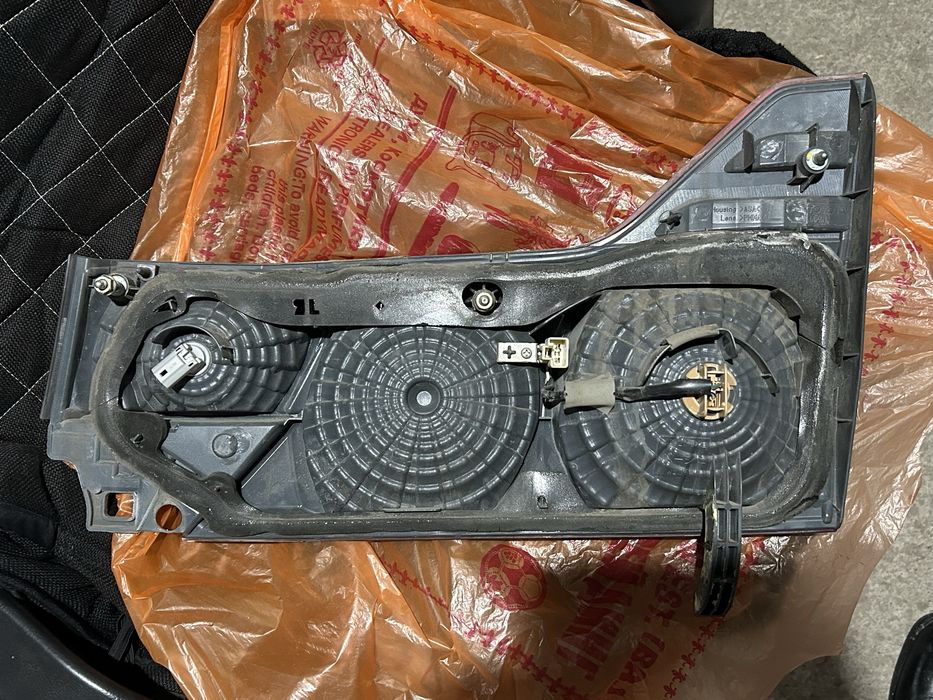 Фонарь тойота альфард