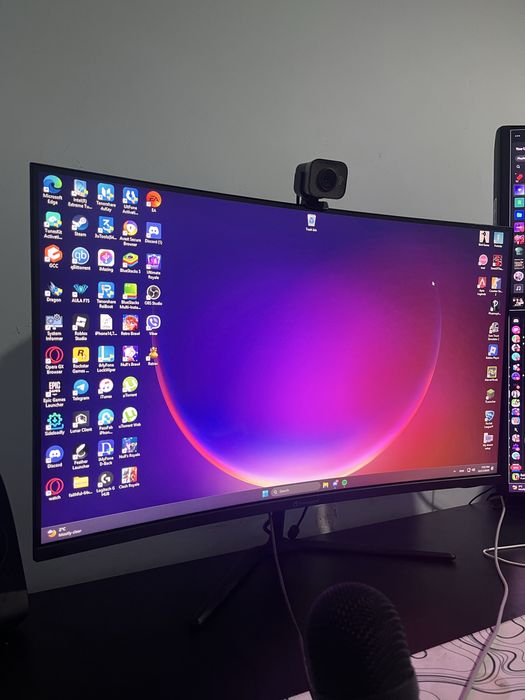 Монитор 32” 165hz Curved