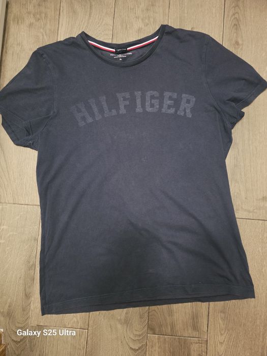 Tricou Tommy Hilfiger stare bună mărimea xl