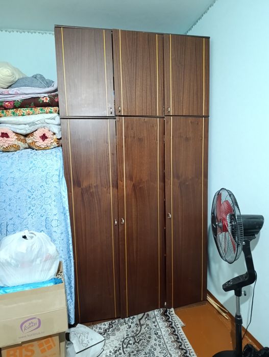 Прихожка одна половина