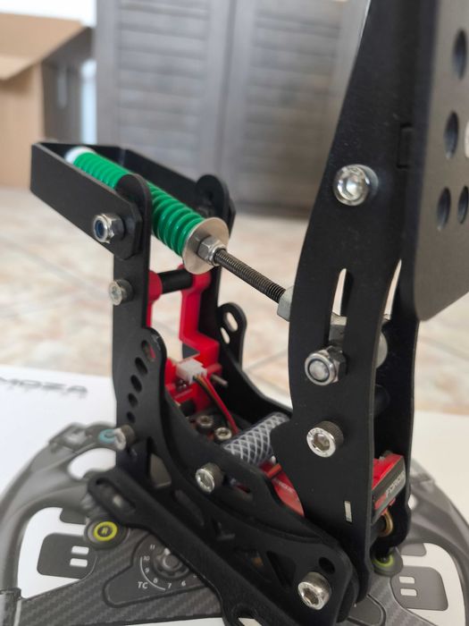 Pedale Sim Racing - SimForge Mark 1 - Load Cell