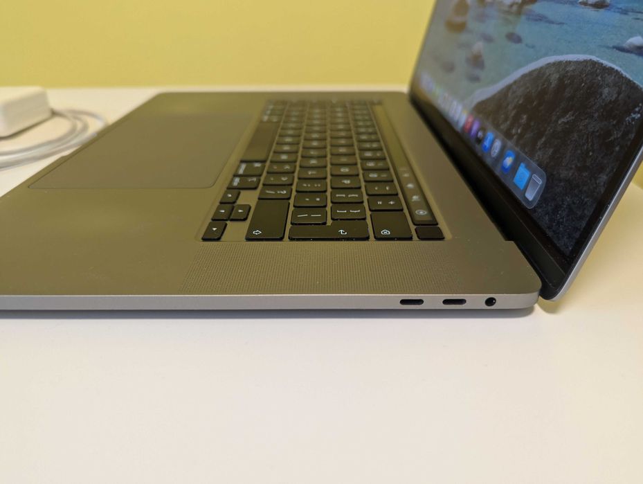 Mac Book Pro (16-inch, 2019) - Touch bar