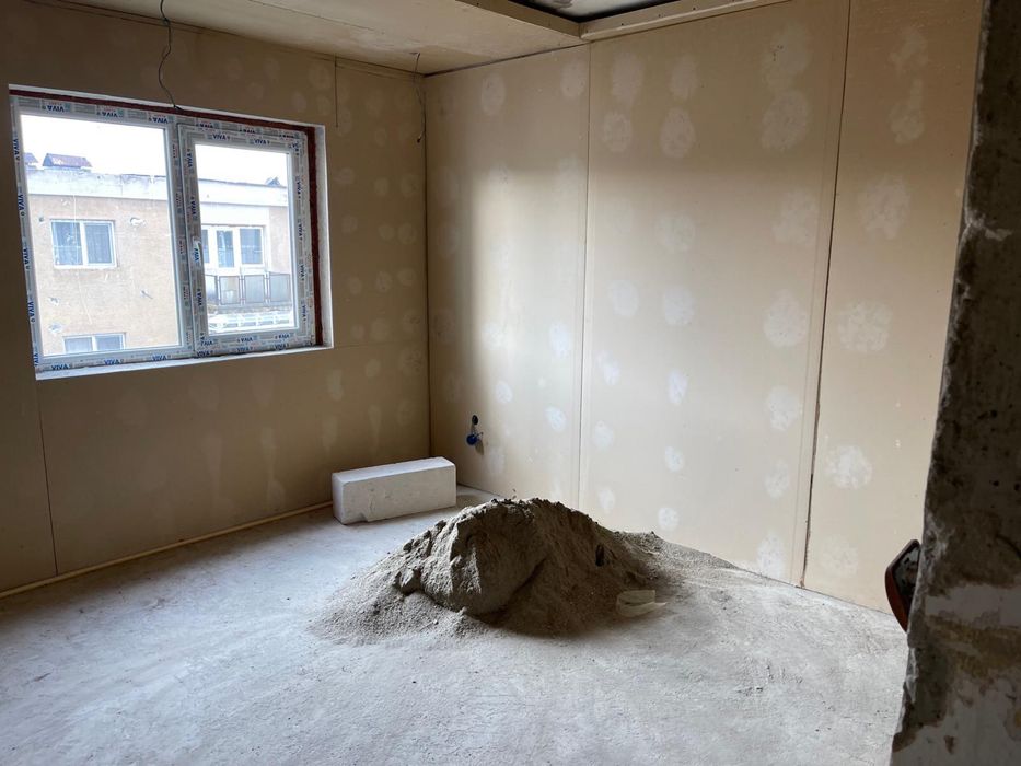 Vand apartament 2 camere