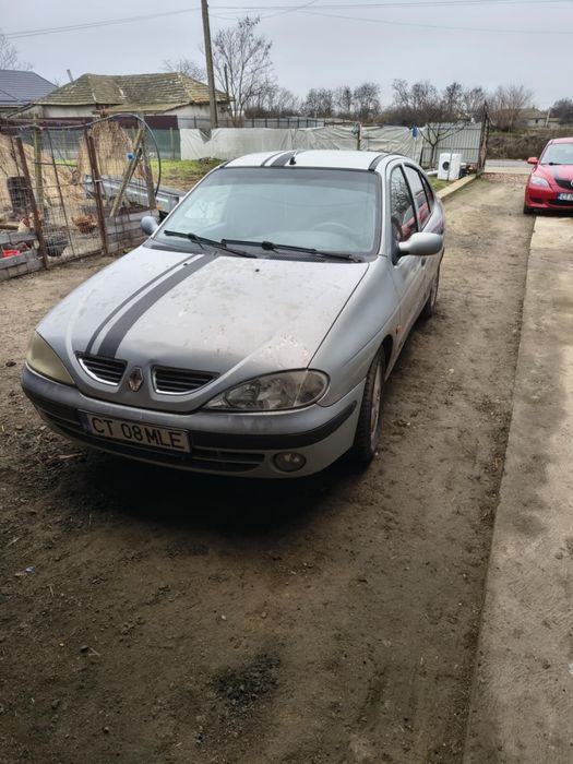 Vând mașină cu remorcată