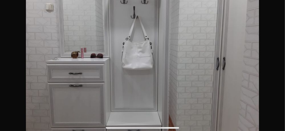 Мебель в прихожую