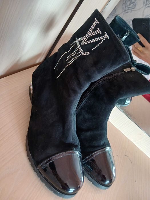 Sapochka holati yangi ayollar uchun razmer 38 narxi 100.000 sum