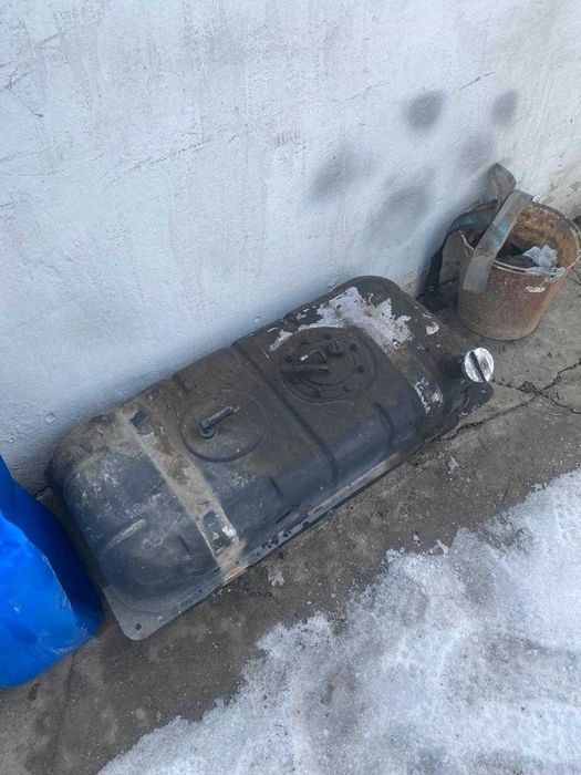 Продам бинзобак на газель