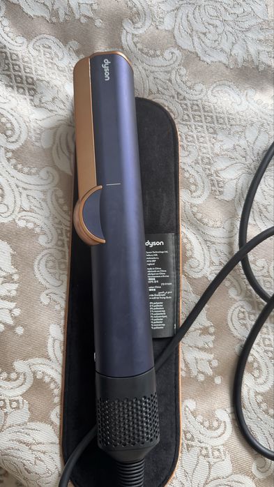 фен dyson airstrait