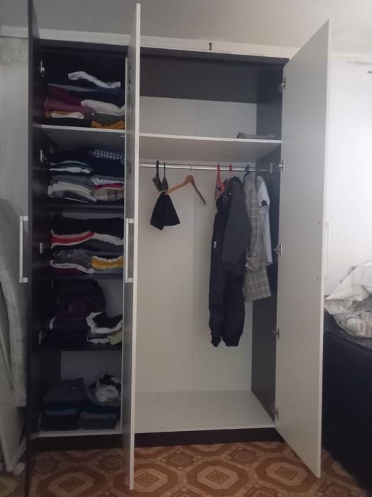 Продам спальны гарнитур