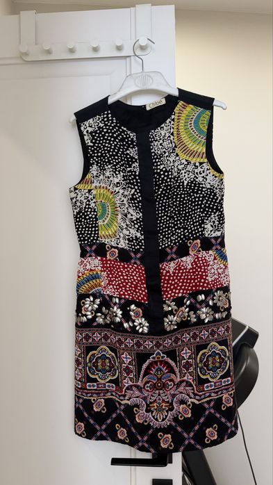 Платья каждая по 5000