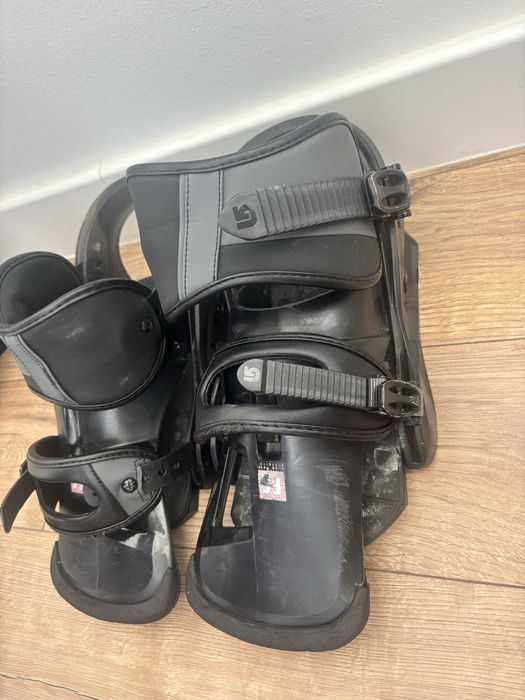 Legaturi snowboard Burton