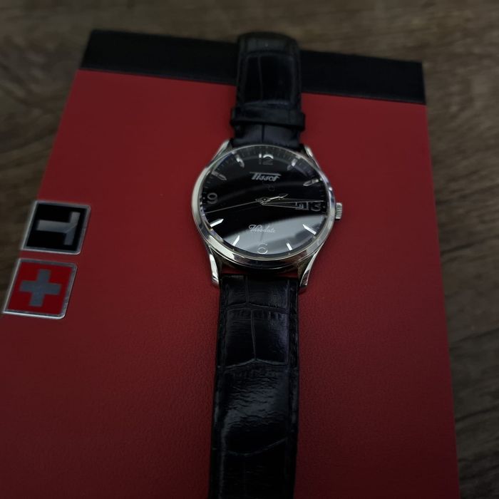 Часы Tissot Heritage Visodate