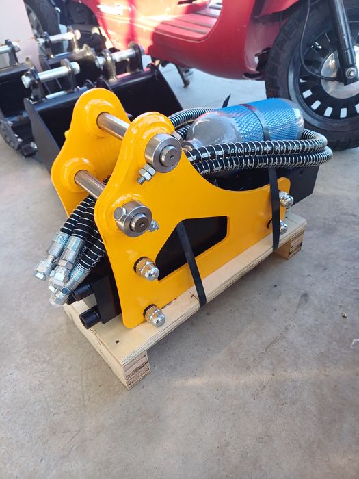 Кофа мини багер 20 до 80