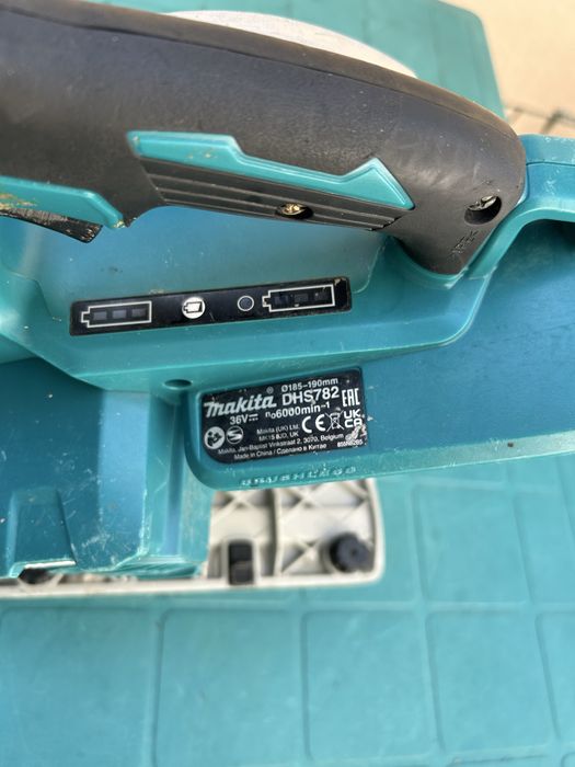 Fierastrau circular Makita DHS 782