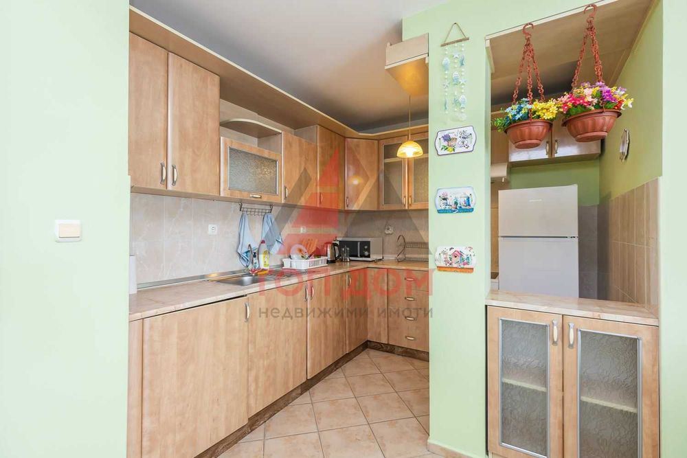 Продава се Четиристаен апартамент в Варна, Център - 150 кв.м за 3333 €/кв.м - Снимка #5