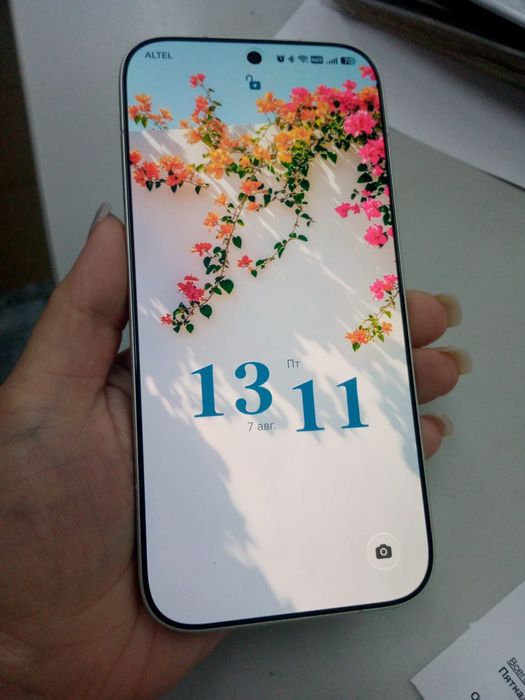 Продам телефон  Honor 600