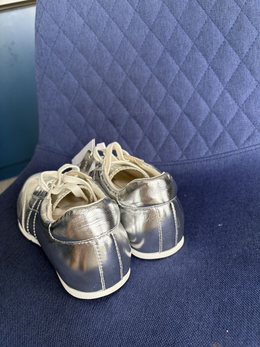 Кросовки кожаные