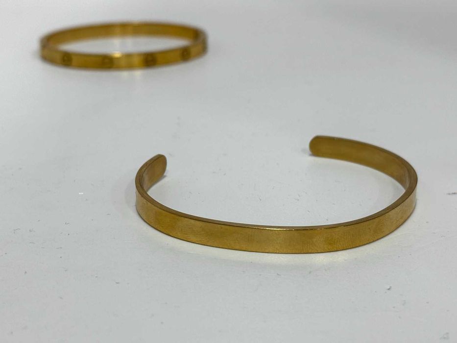 2бр. Дамски Гривни / тип: Златни