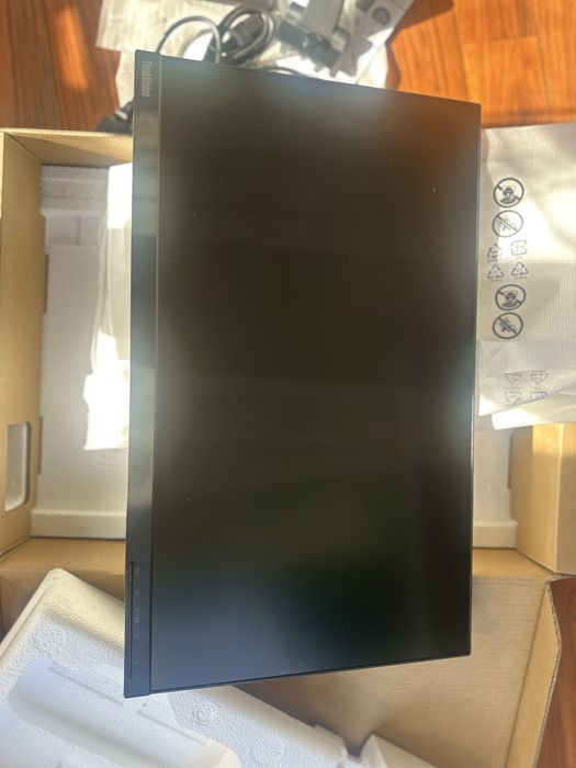 Монитор LENOVO S24E