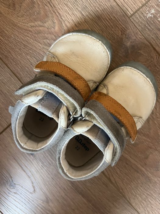 Кецове -зелени -22 н -до 28 н има обувки