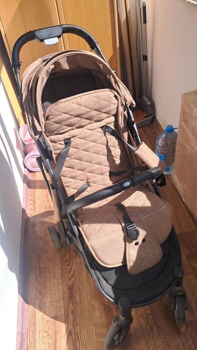 Коляска детская прогулочная