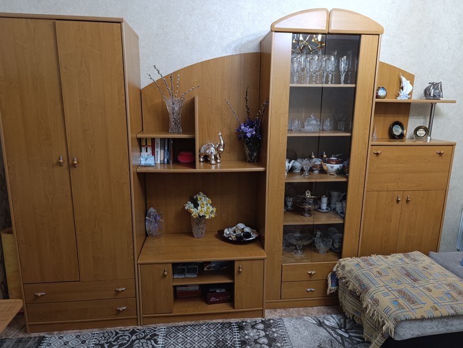 Продам польскую стенку.