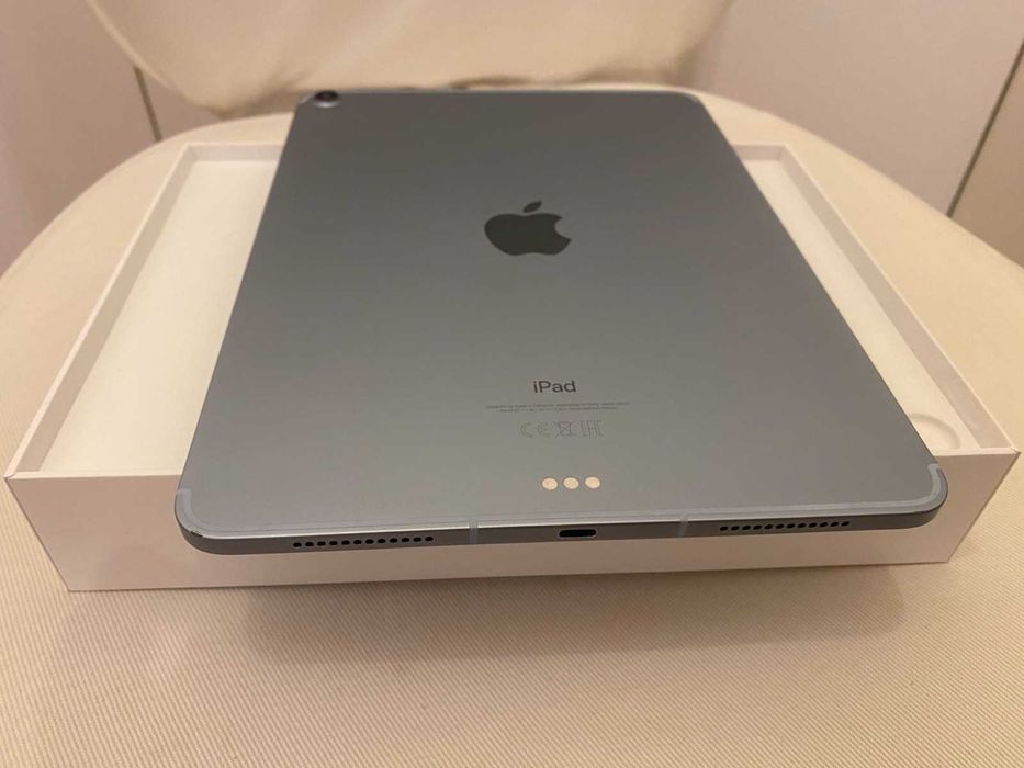 Apple iPad Air 4, 10.9", 64GB, WiFi + Cellular, Sky Blue