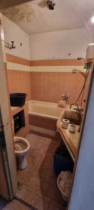 Продава се Тристаен апартамент в Разград, Лудогорие - 98 кв.м за 552 €/кв.м - Снимка #6